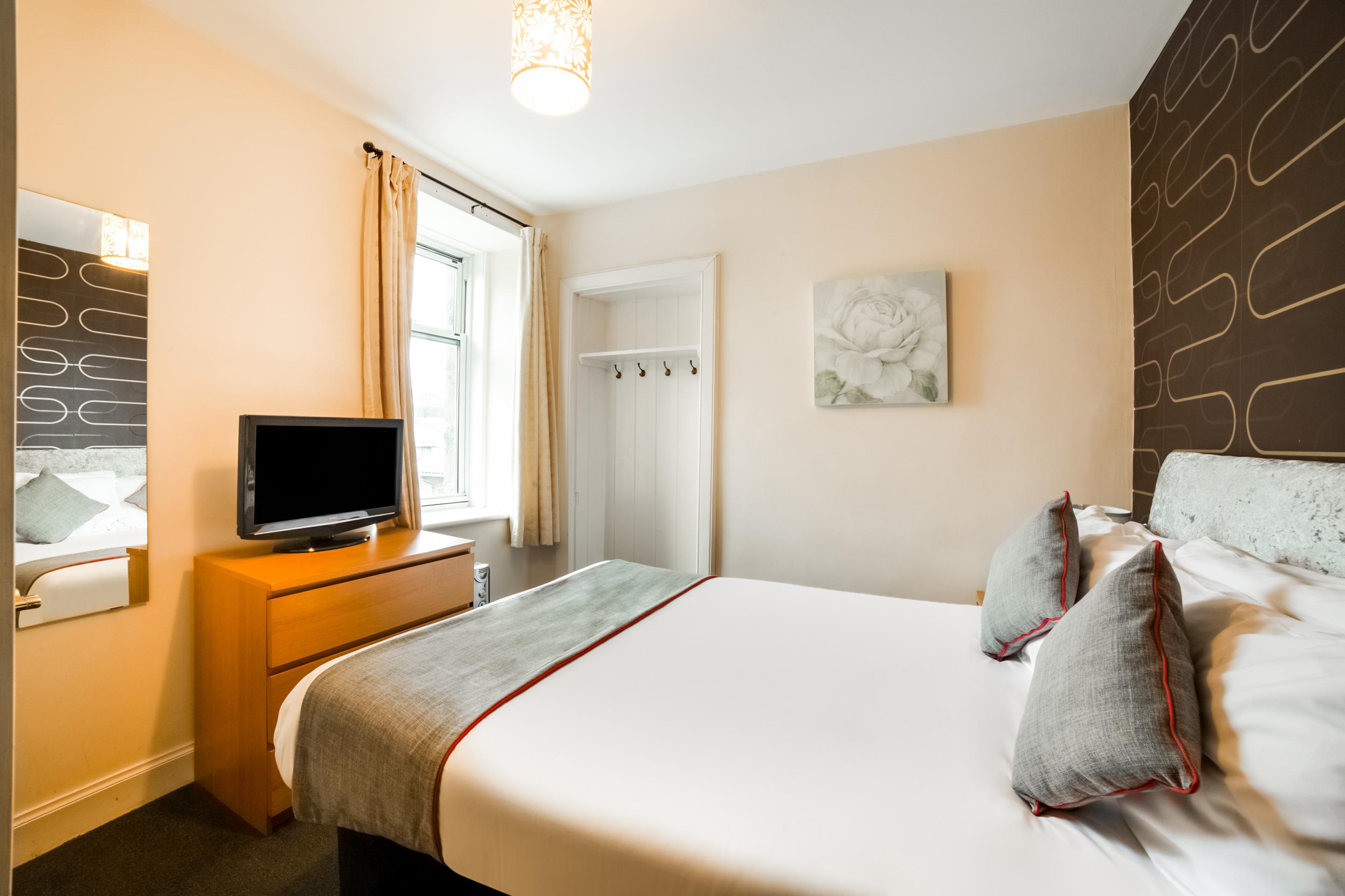 Oyo Braeriach Hotel, Highlands Scotland Newtonmore Bagian luar foto