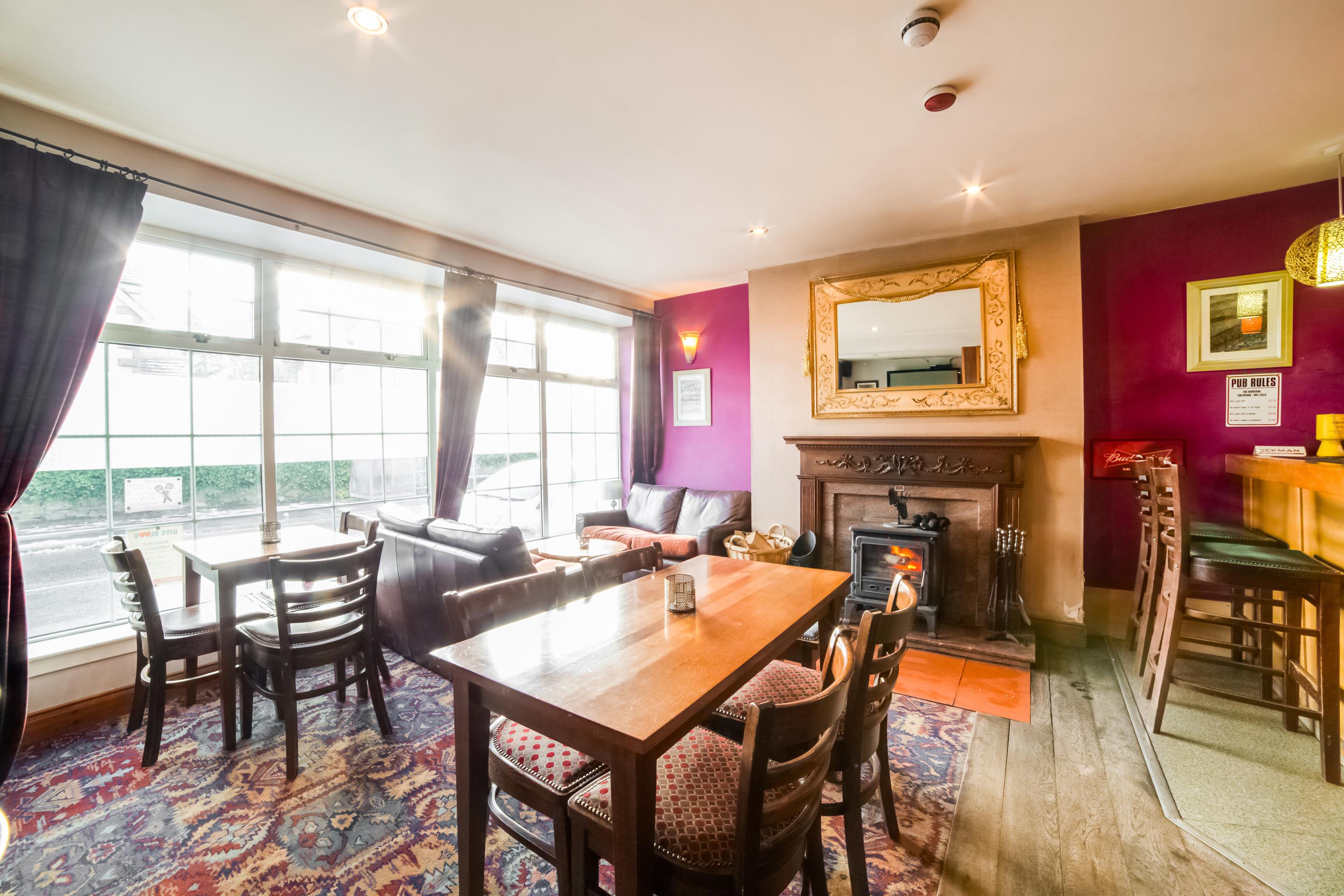 Oyo Braeriach Hotel, Highlands Scotland Newtonmore Bagian luar foto