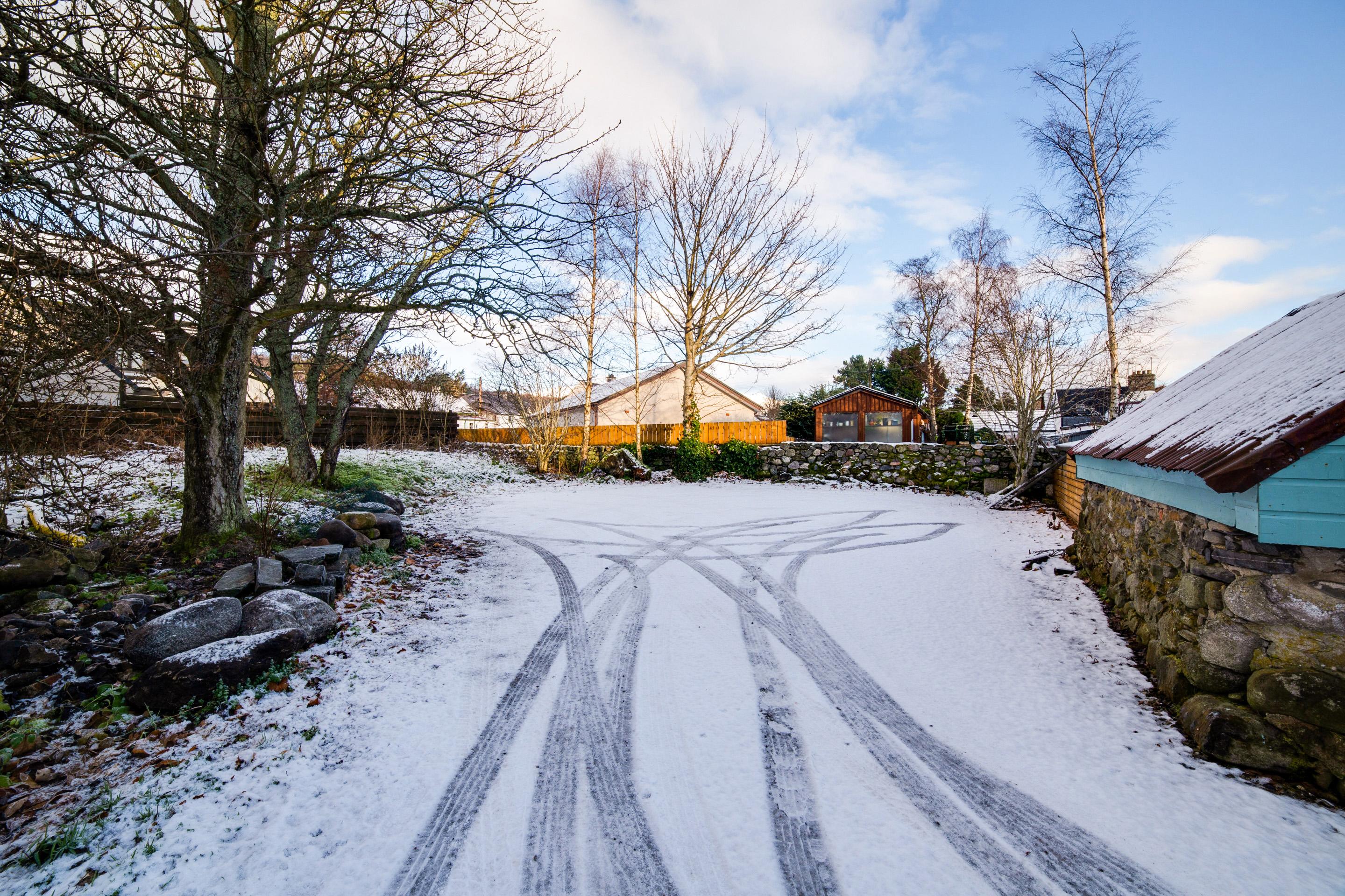 Oyo Braeriach Hotel, Highlands Scotland Newtonmore Bagian luar foto