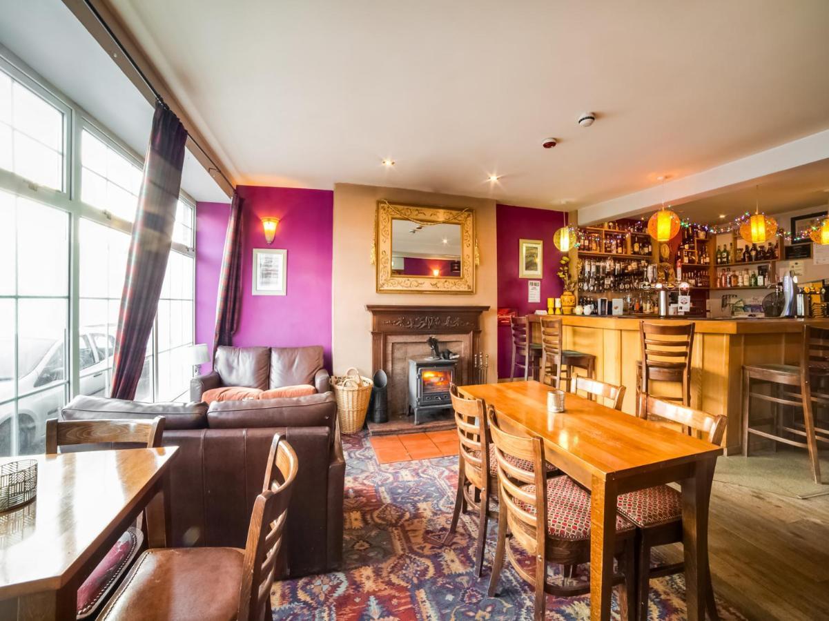 Oyo Braeriach Hotel, Highlands Scotland Newtonmore Bagian luar foto